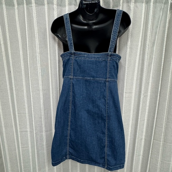 Hollister Blue Denim Mini Dress with Adjustable Straps‎ Size S - Picture 5 of 9